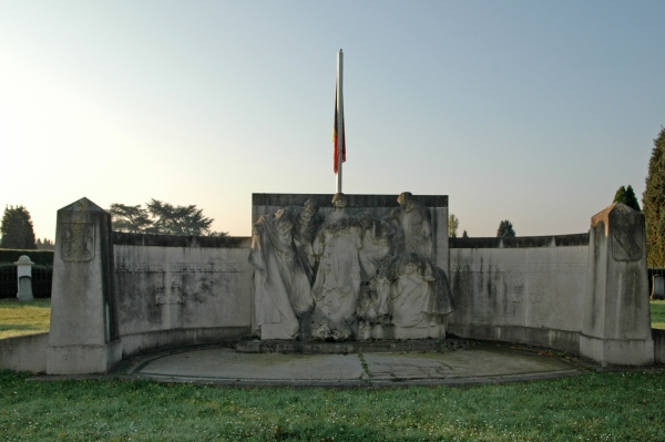 Herdenkingsmonument beide wereldoorlogen
